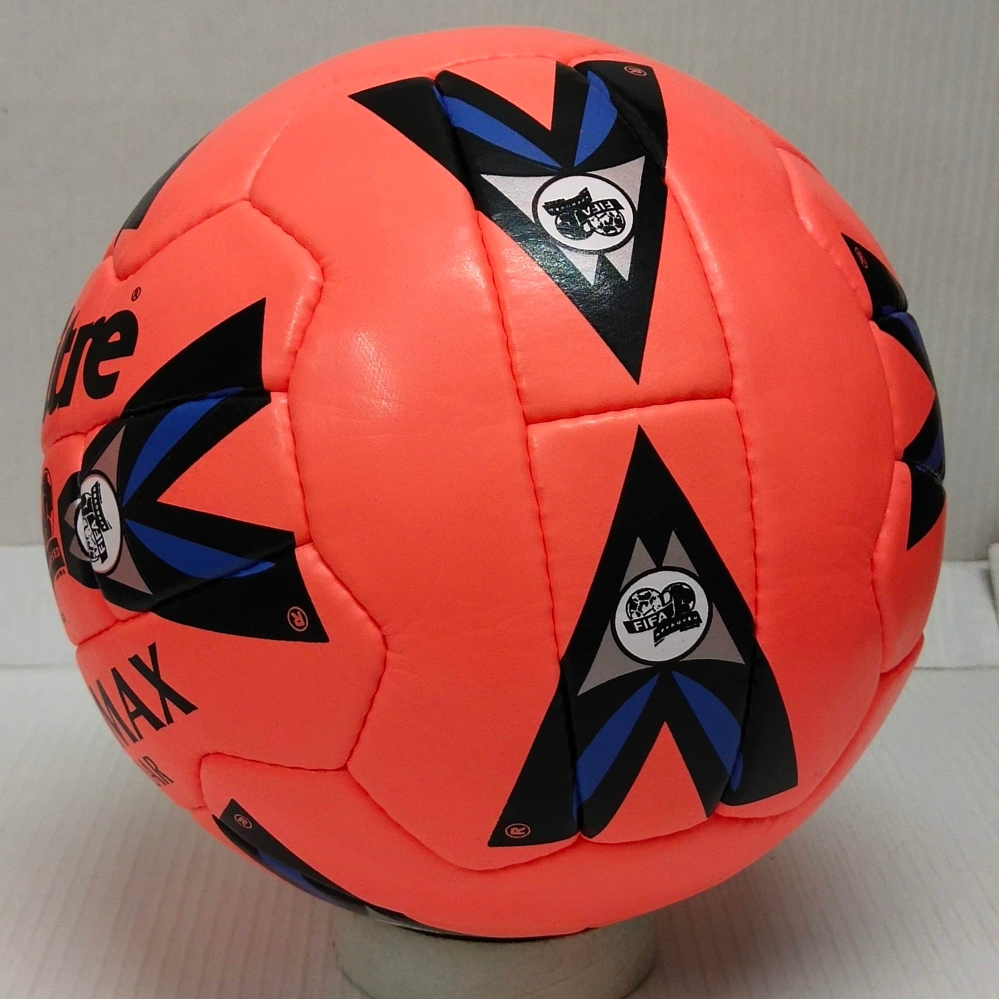 Mitre Ultimax Solar | 90s | FIFA official approved Football | Size 5 03