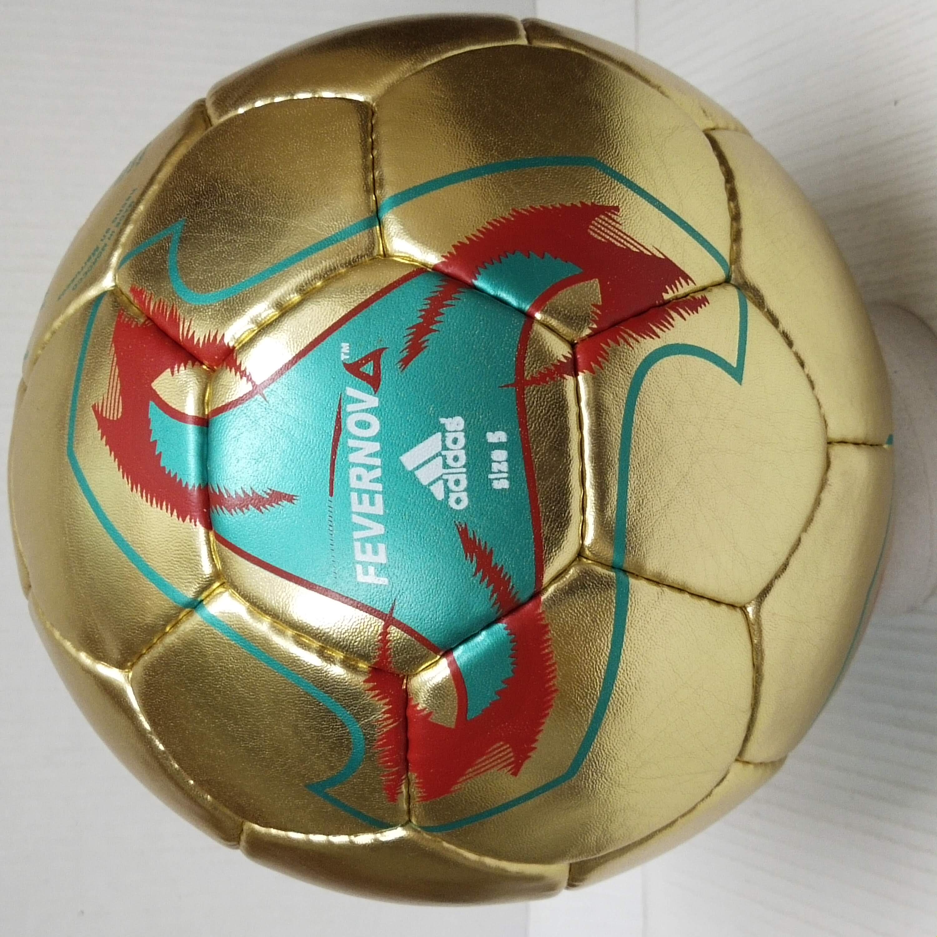 Adidas Fevernova Gold Chrome Edition SIZE 5 MEX Antiques adidas-fevernova-gold-chrome-edition-size-5-mex-antiques