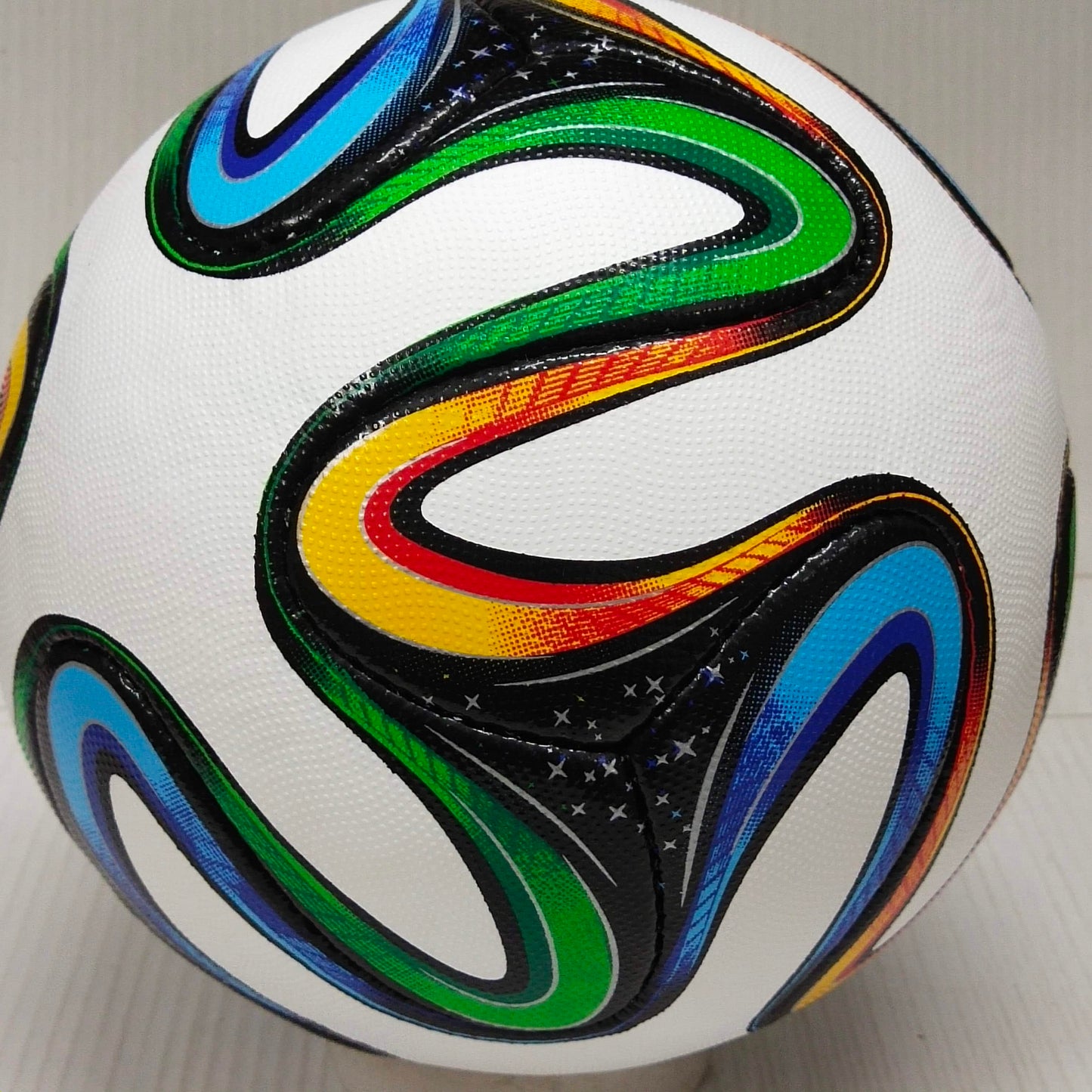 Adidas Brazuca | Match Ball | 2014 | FIFA World Cup Ball | SIZE 5 06