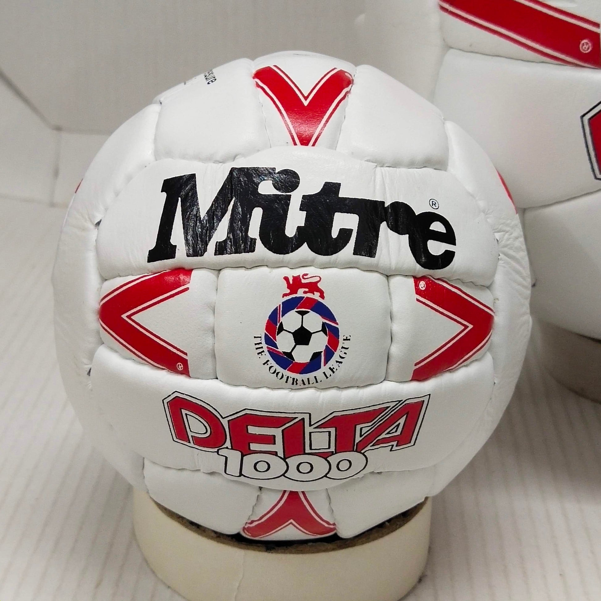 Mitre Delta 1000 mini | 90s | Mini Ball | The Football League-3