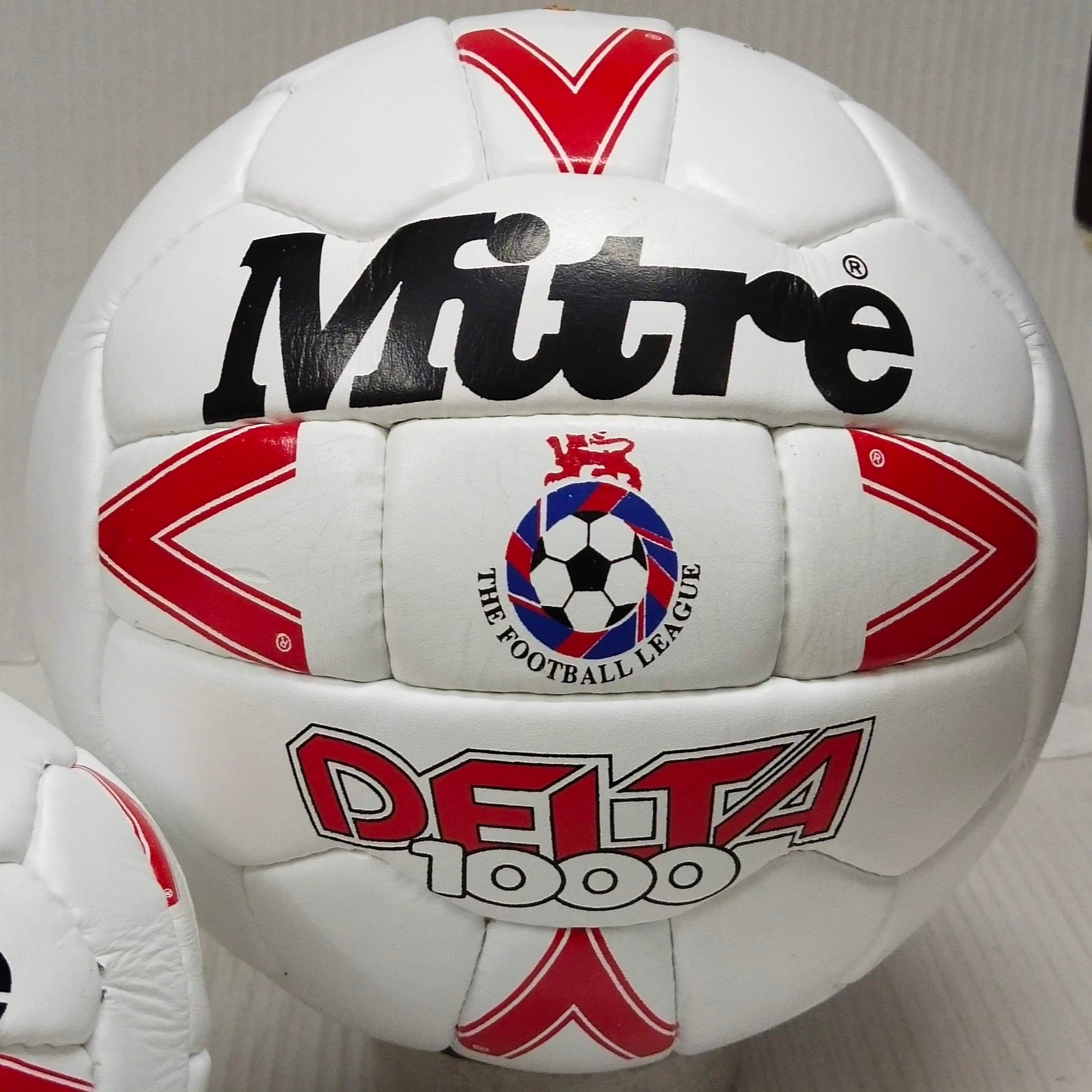 Mitre Delta 1000 mini | 90s | Mini Ball | The Football League-6