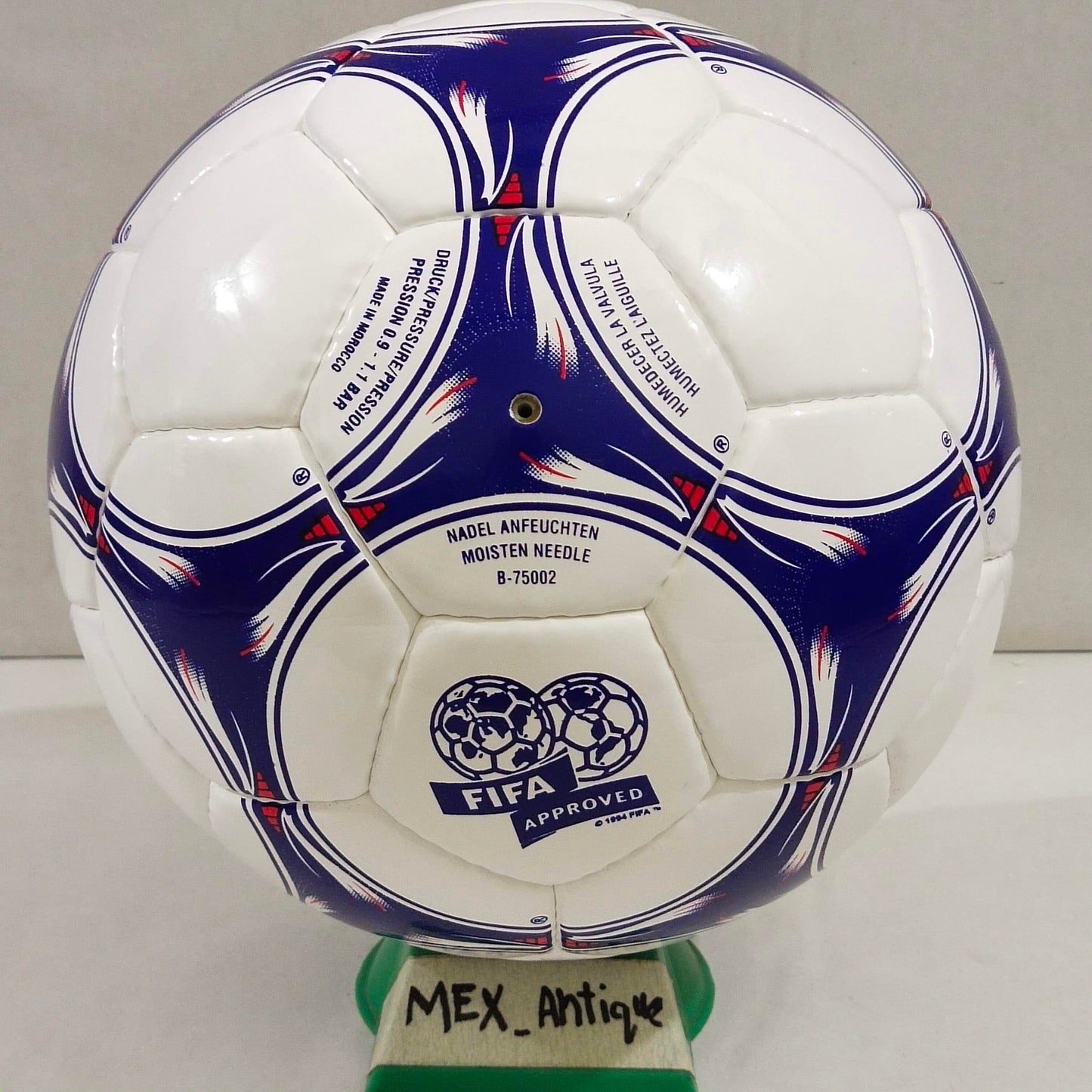 Adidas Tricolore | 1998 FIFA World Cup Ball | Made in Morrocco 03