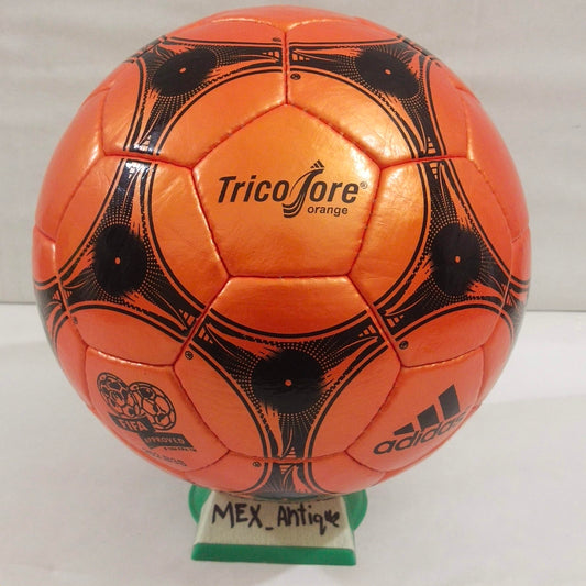 Adidas Tricolore | FIFA World Cup 1998 | Official Winter Ball | SIZE 5 01