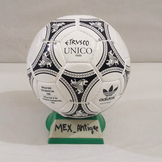 Adidas Etrusco Unico Mini | FIFA World Cup Ball 1990 | Mini Ball 01