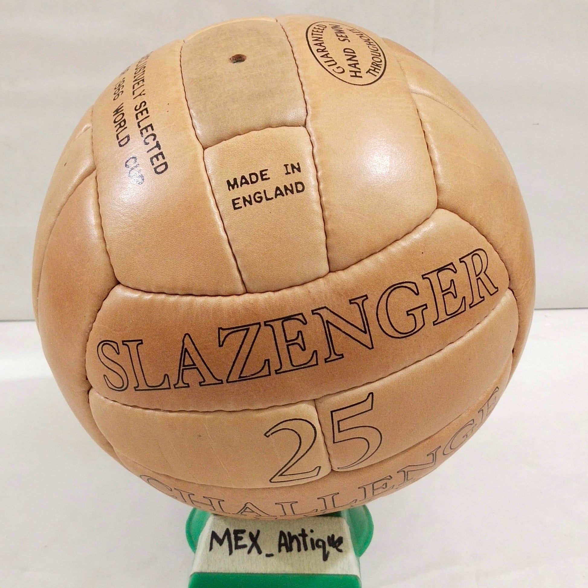 Slazenger Four Star 25 Brown | 1966 FIFA World Cup Ball | GENIUNE LEATHER SIZE 5 02