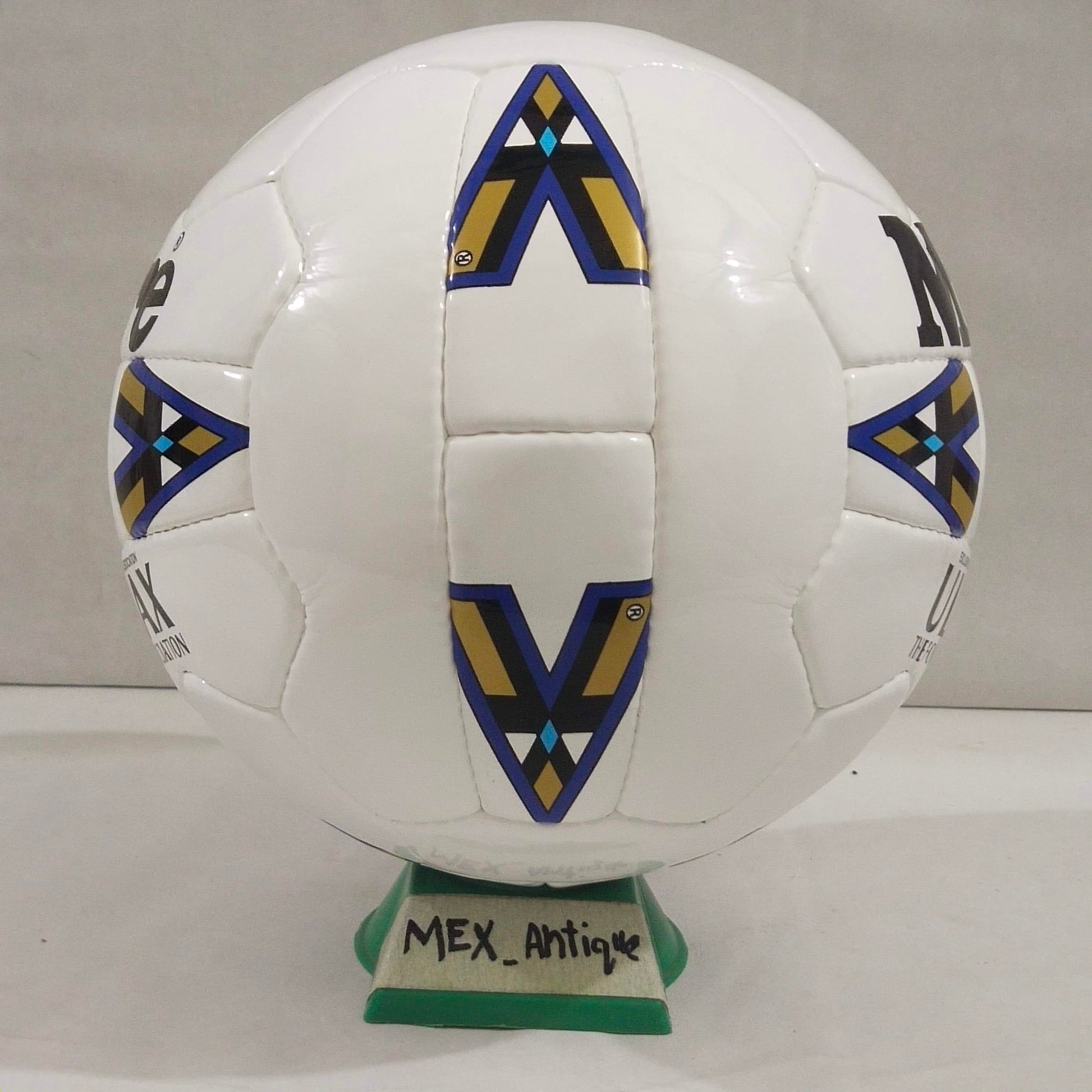 Mitre Ultimax | 90s | The Football Association | Size 5 06