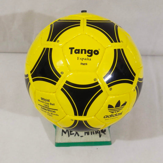 Adidas Tango Espana Mini | FIFA World Cup 1982 | Mini yellow Winter Ball 01