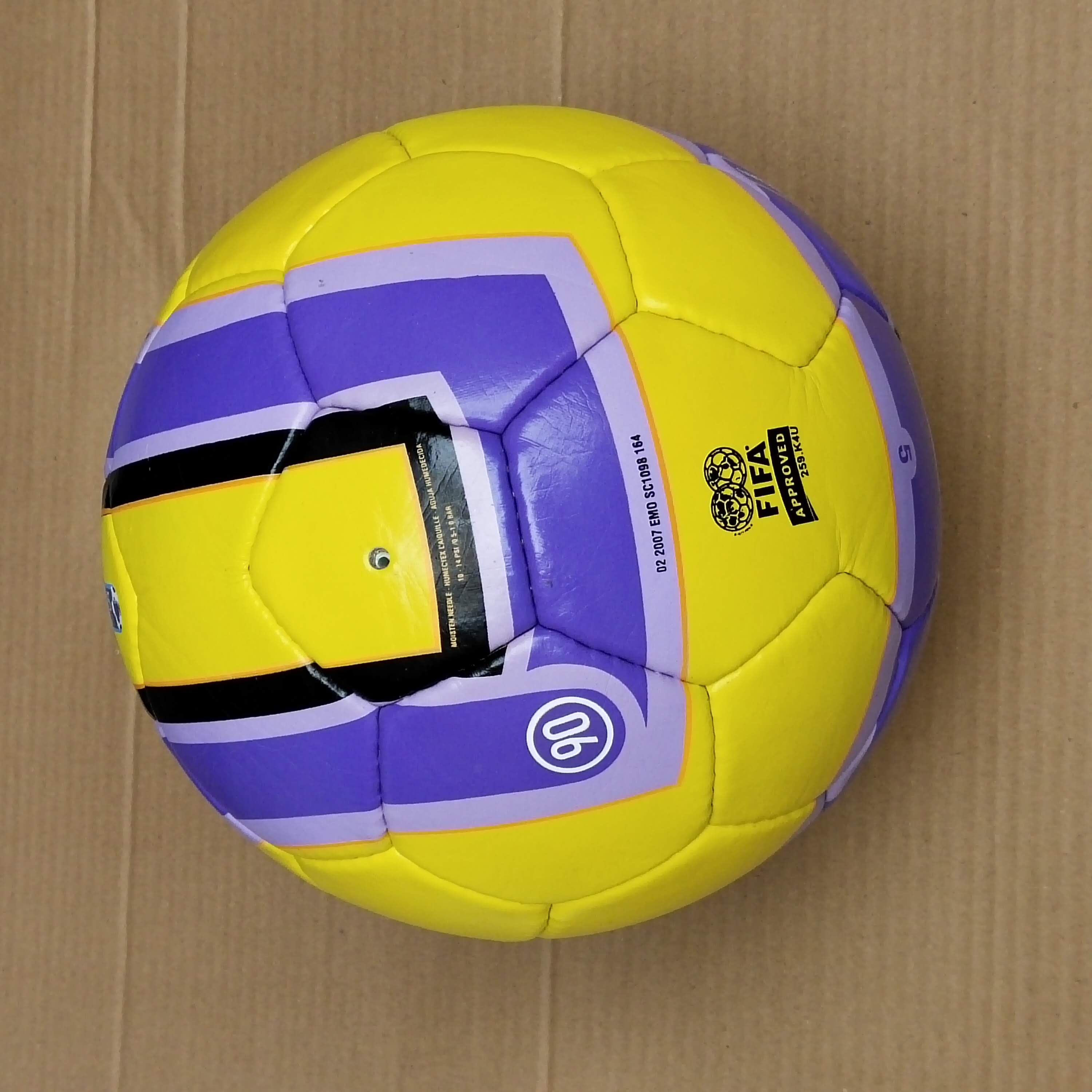 Aerow soccer outlet ball size 5