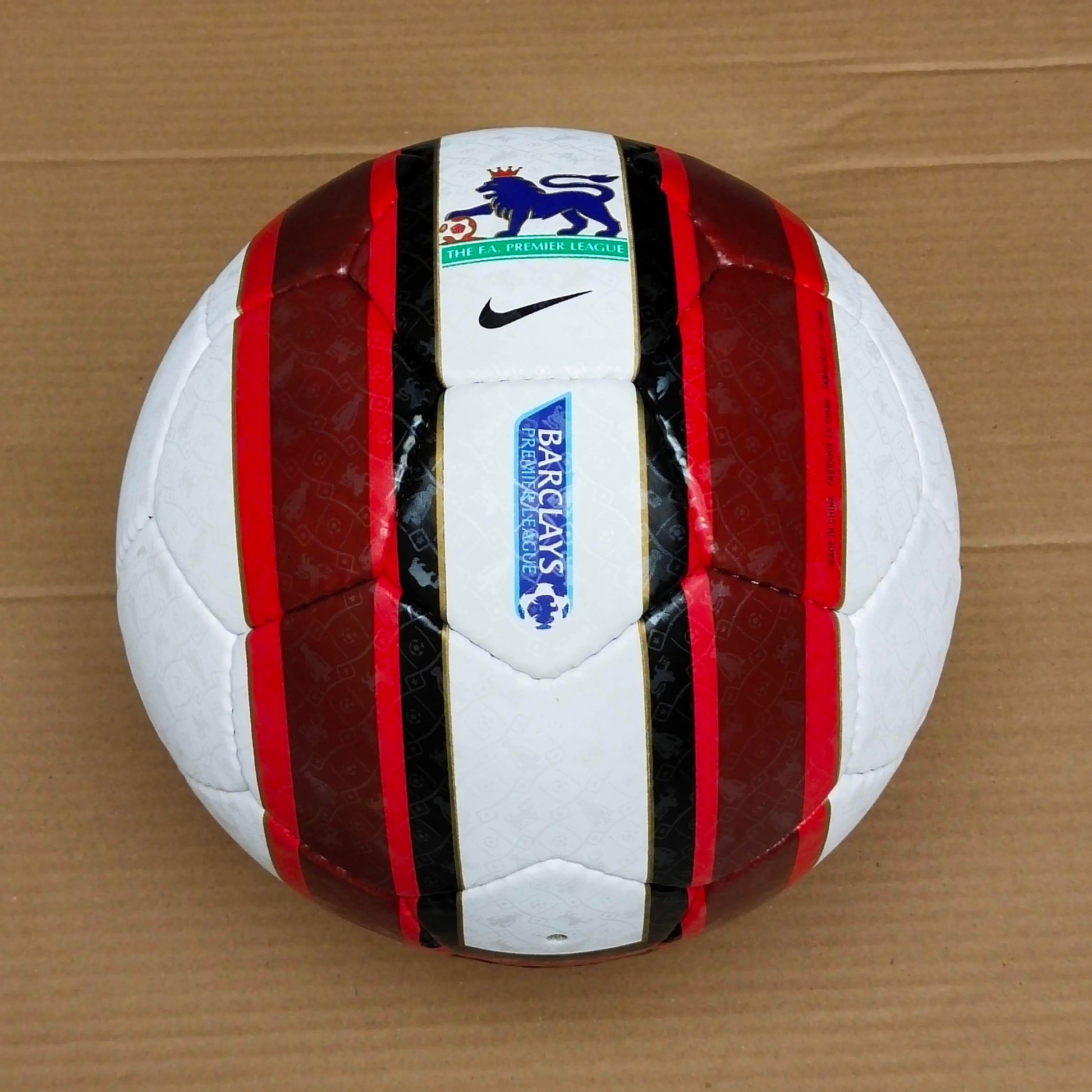 Nike Total 90 Aerow II | The FA Premier League Barclays | 2007-2008 | Size 5 02