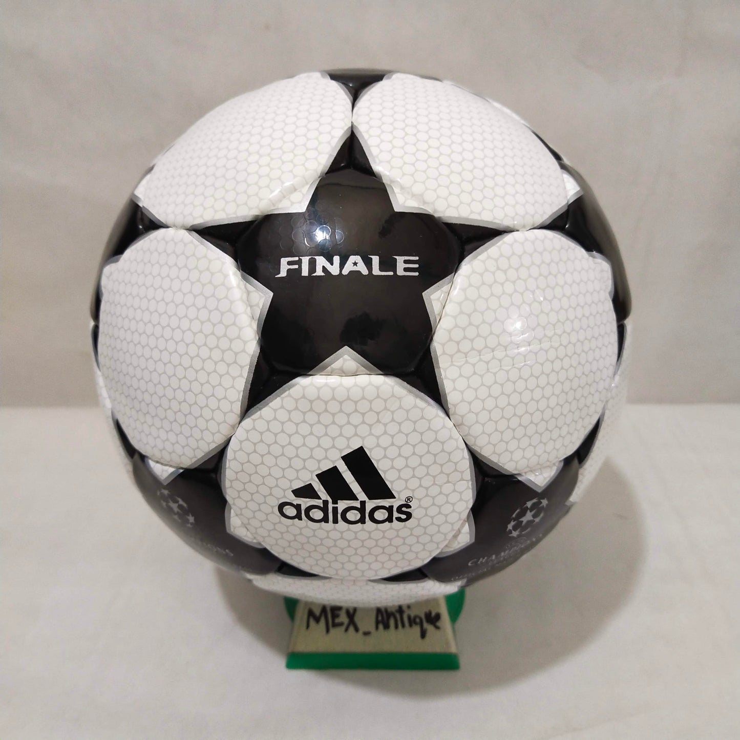 Adidas Finale 2 | 2002-2003 | UEFA Champions League Ball | Size 5 01