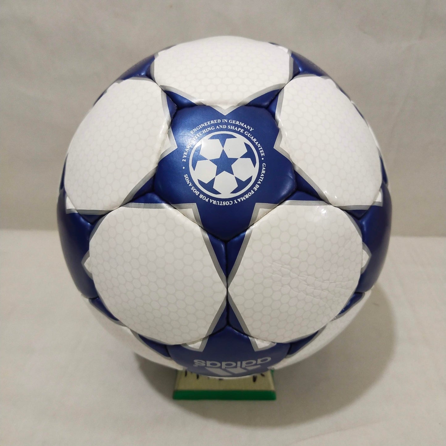 Adidas Finale 3 | 2003-2004 | UEFA Champions League Ball | Size 5 05