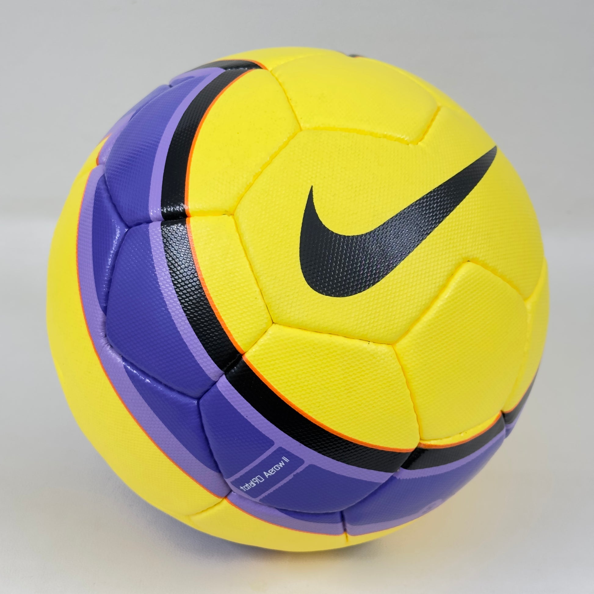 Nike Total 90 Aerow II Hi-Vis | Premier League Barclays | 2007-2008 | Size 5 05