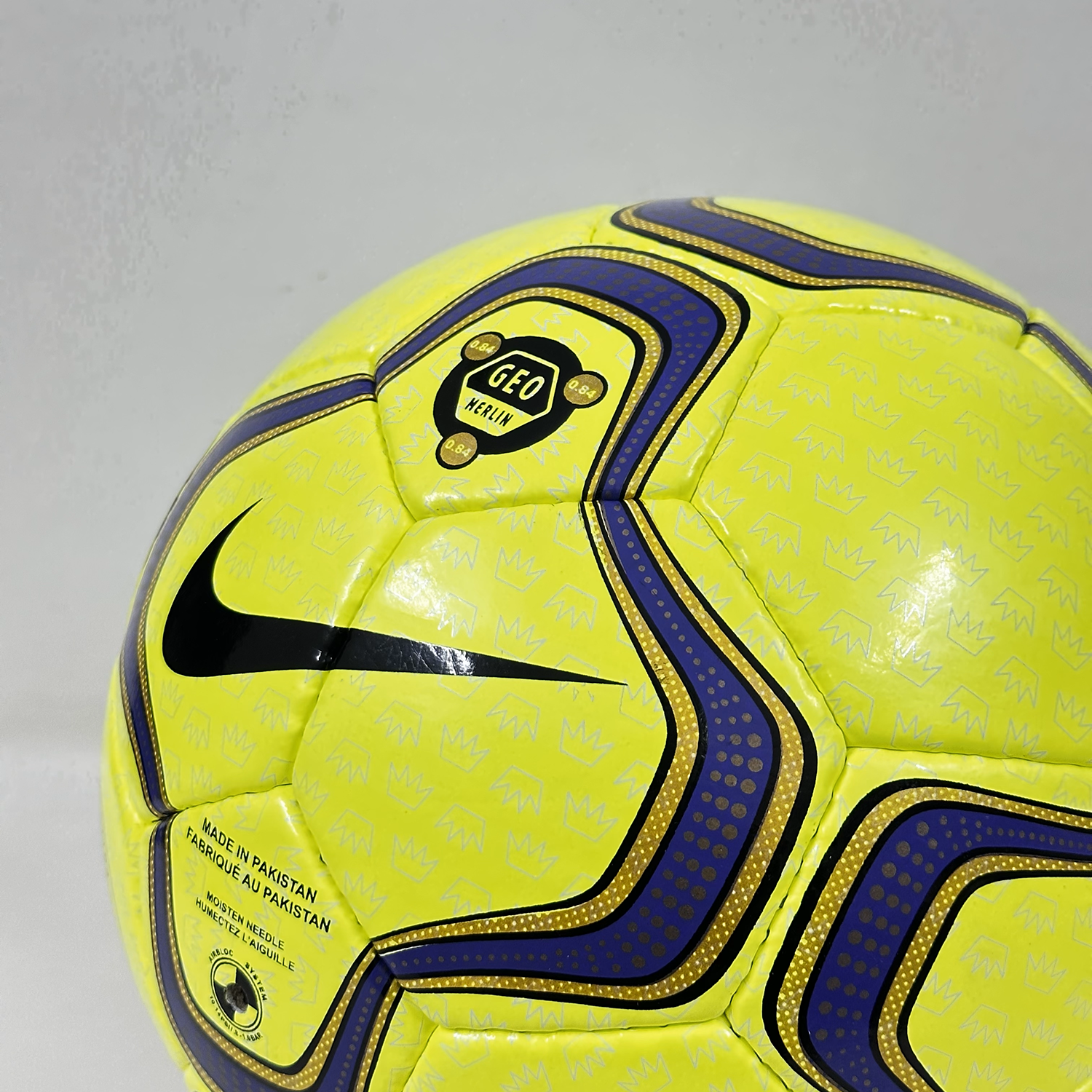 Nike Geo Merlin Vapor Hi-VIs | Fa Premier League | 2002-2003 | Size 5 05