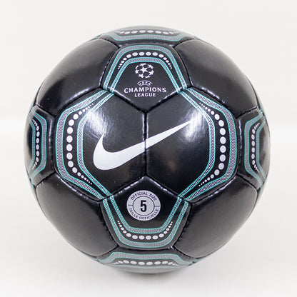 Nike Geo Vitesse | UEFA Champions League | Size 5 01